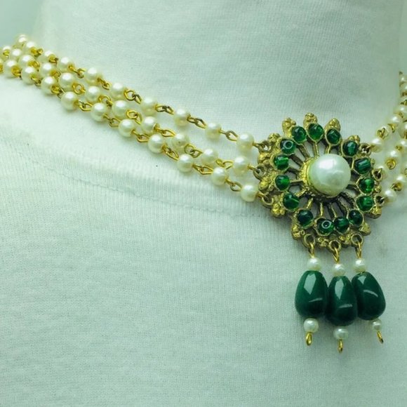 Green Stone and White Pearls Jewelry Set, Tribal Stones and Pearls Jewelry - Picture 2 of 9